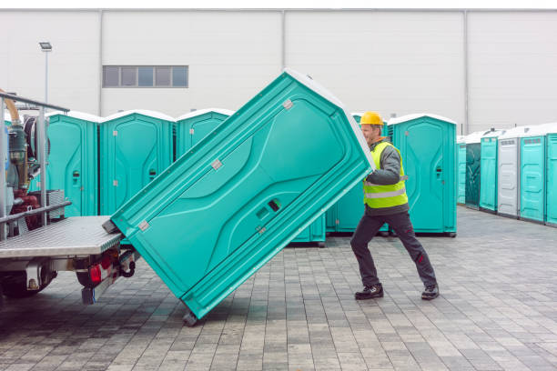 Portable Toilet Options We Offer in Fiskdale, MA